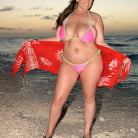 Taylor Steele in 'Beach Baby'